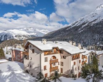 Apartment Chesa Arlas C4 by Interhome - St. Moritz - Budova