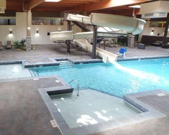 Cascades Mountain Resort, Ascend Hotel Collection - Hendersonville - Zwembad