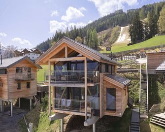 Chalet With Panoramic Sauna - Pichl - Bâtiment