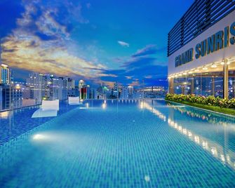 Grand Sunrise Boutique Hotel - Da Nang - Pool