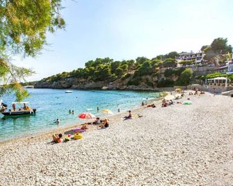 Alonnisos Beachfront Nest - Cozy Summer Getaway - Αλόννησος - Παραλία