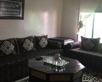 Sakia - Safi - Living room