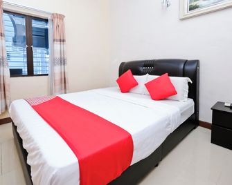 OYO 714 Arina Hotel - Bandar Baru Bangi