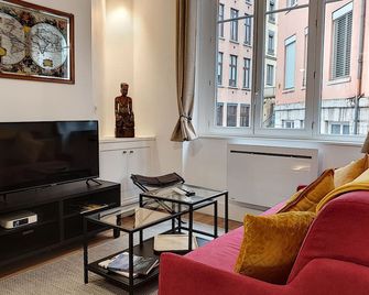 Le Tisserand by Cocoonr - Lyon - Stue