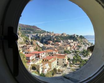 Palazzo Suriano Heritage Hotel - Vietri sul Mare - Balcony