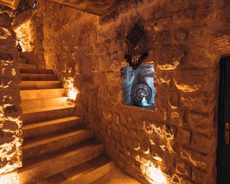 Isadora Cave Cappadocia - Nevşehir - Escaleras