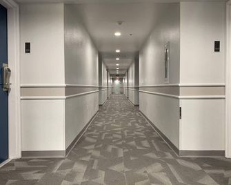 Motel 6 Bullhead City, Az - Laughlin - Bullhead City - Hallway