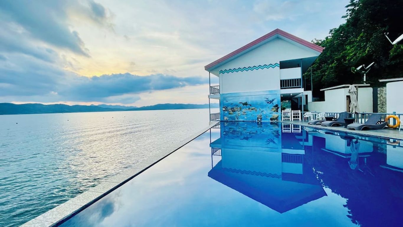 Coron Underwater Garden Resort