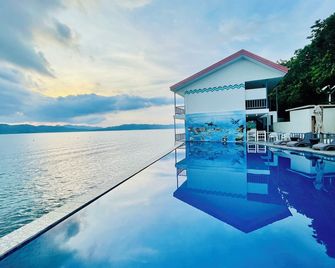 Coron Underwater Garden Resort - Coron - Pool