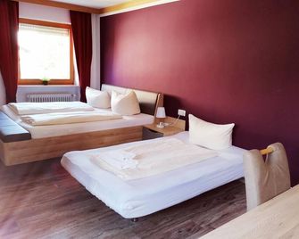 Hotel Oyer Hof - selbst Service - Oy-Mittelberg - Schlafzimmer