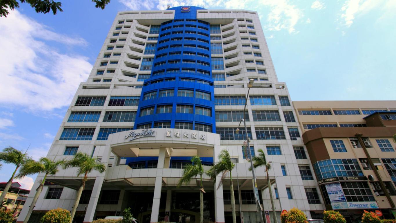 Mega Hotel