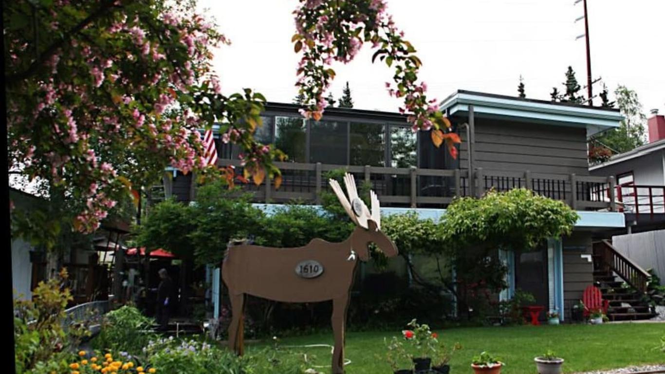 Anchorage Walkabout Town Bed and Breakfast