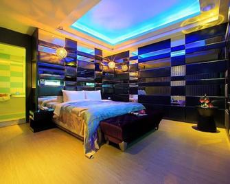 Roman Vacation Motel - Taichung City - Bedroom