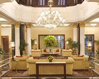 The Oberoi Grand Kolkata - Колката - Лоббі