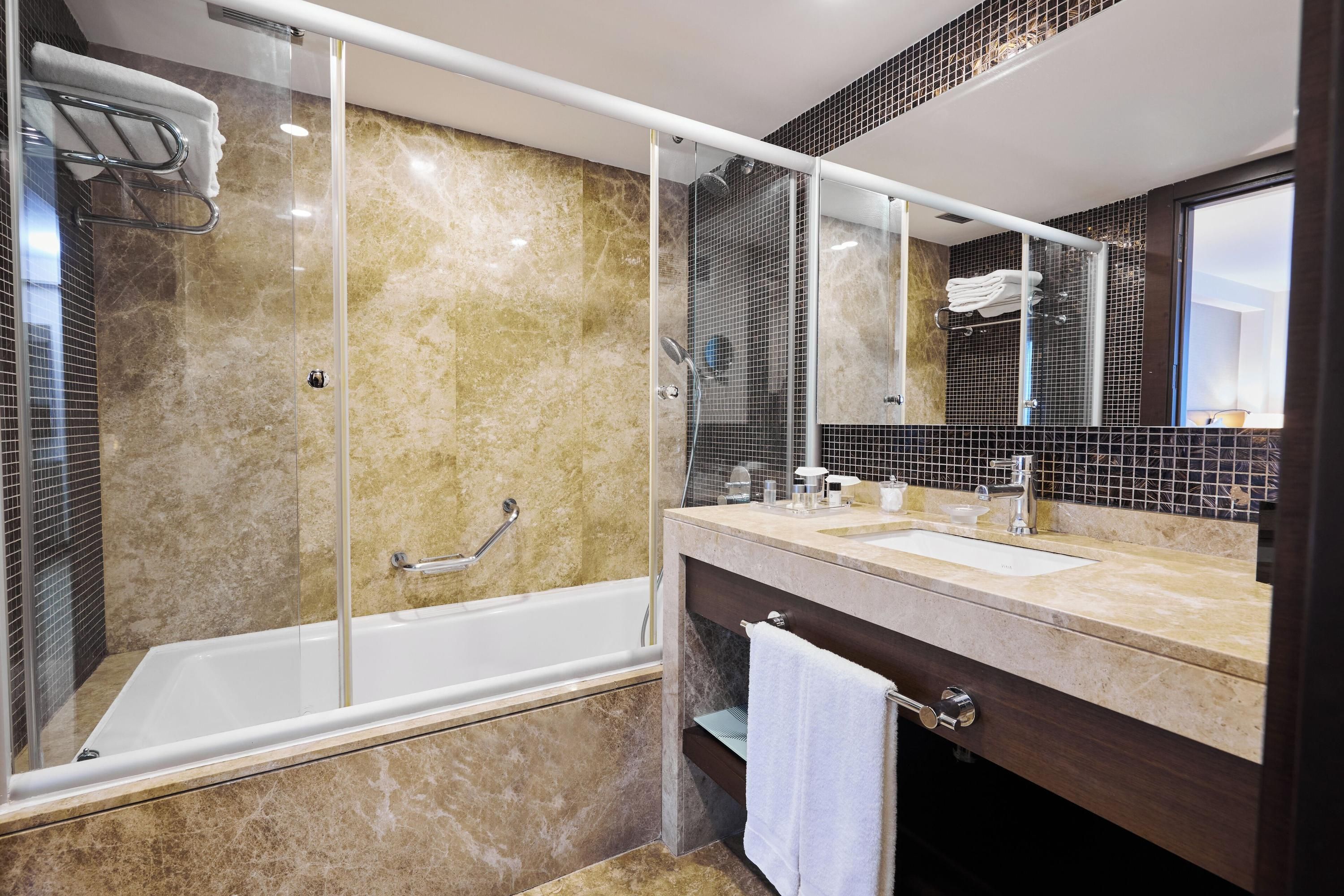 Dedeman Istanbul - Istanbul