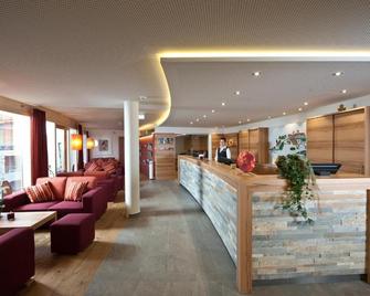 Familien- Sportresort Brennseehof - Feld am See - Front desk