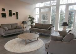 Résidence Zenao Appartements - Lisieux - Wohnzimmer