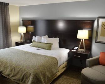 Near Wku Campus | Free Breakfast Buffet, Pool & Gym Access - Bowling Green - Soveværelse