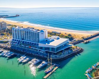 تيفولي مارينا فيلامورا - فيلاموره - مبنى