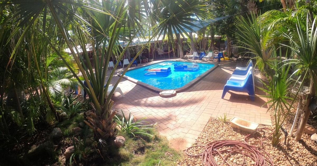 Cable Beach Backpackers £15. Cable Beach Hotel Deals & Reviews - KAYAK