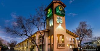 La Quinta Inn by Wyndham Albuquerque Northeast - Albuquerque - Toà nhà