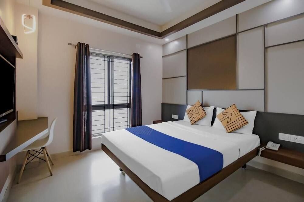 Royal Regency Lodge - Bangalore - Slaapkamer