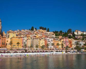 Hotel Richelieu - מאהטו - בניין