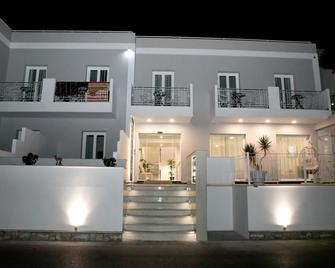 Hyperion Hotel - Kálymnos - Building