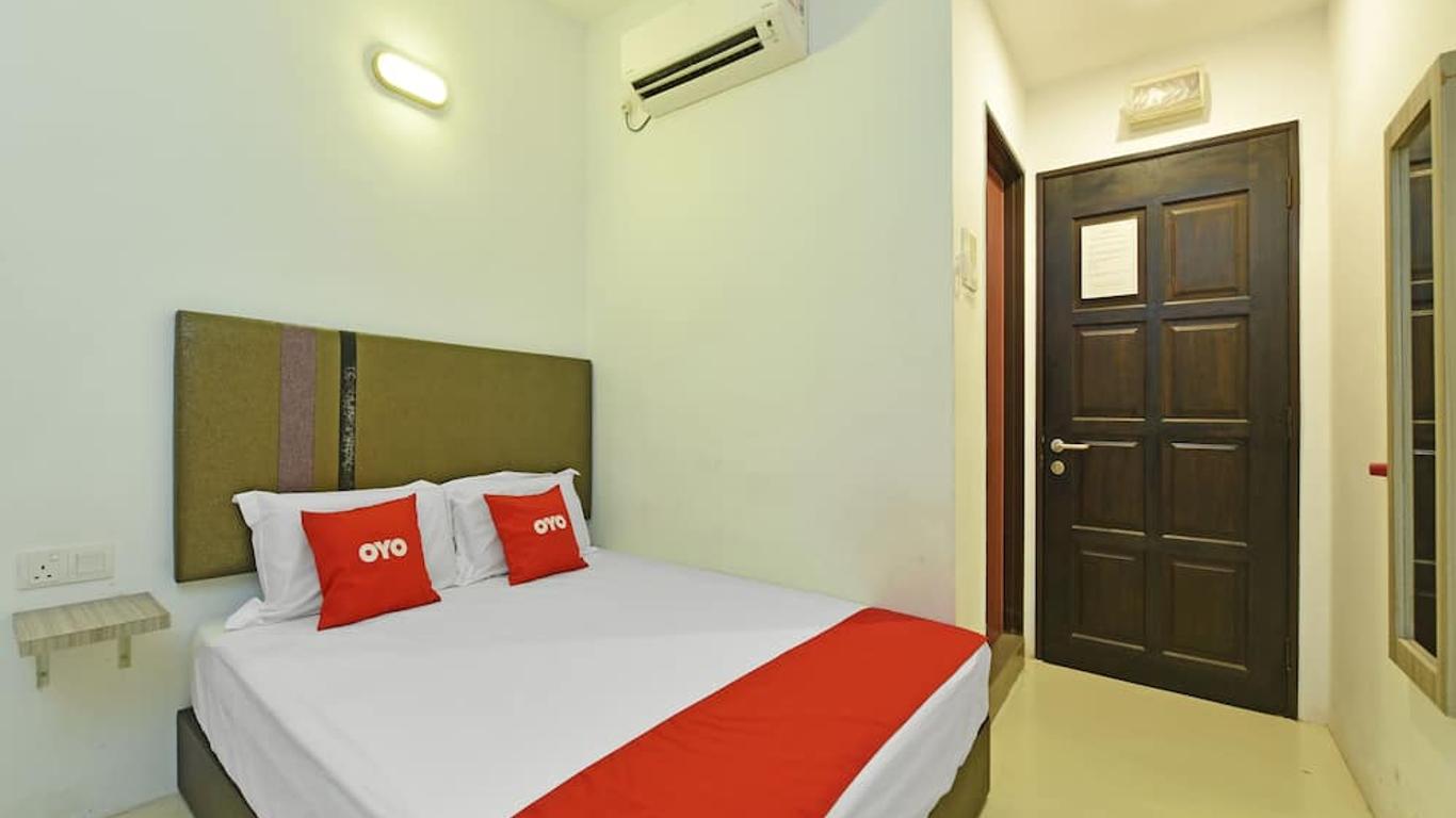 Capital O 90556 Hotel Cherita Rooms