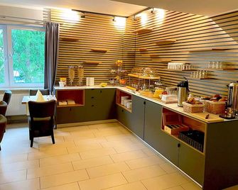 Hotel Jeta - Hăm-buốc - Buffet