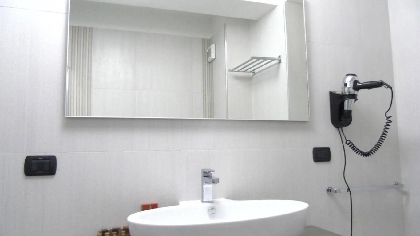 Areté Luxury Room