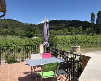 Gite 3 keys holidays at the doors of the Cevennes - Brissac - Balcón