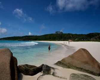 La Digue Island Lodge - לה דיג - חוף