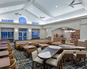 Homewood Suites by Hilton Holyoke-Springfield/North - Holyoke - Lobby