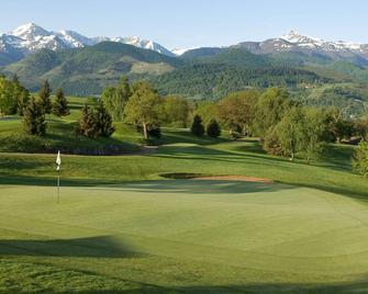 Domaine du Golf Country Club de Bigorre - Pouzac - Golf