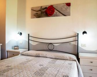 Agriturismo La Luciana - Castiglione della Pescaia - Camera da letto