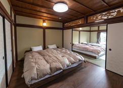 Takashima Jinya - Takashima - Bedroom