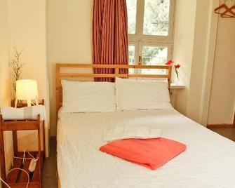 Lake Como Peace Lodge - Hostel - Menaggio - Camera da letto