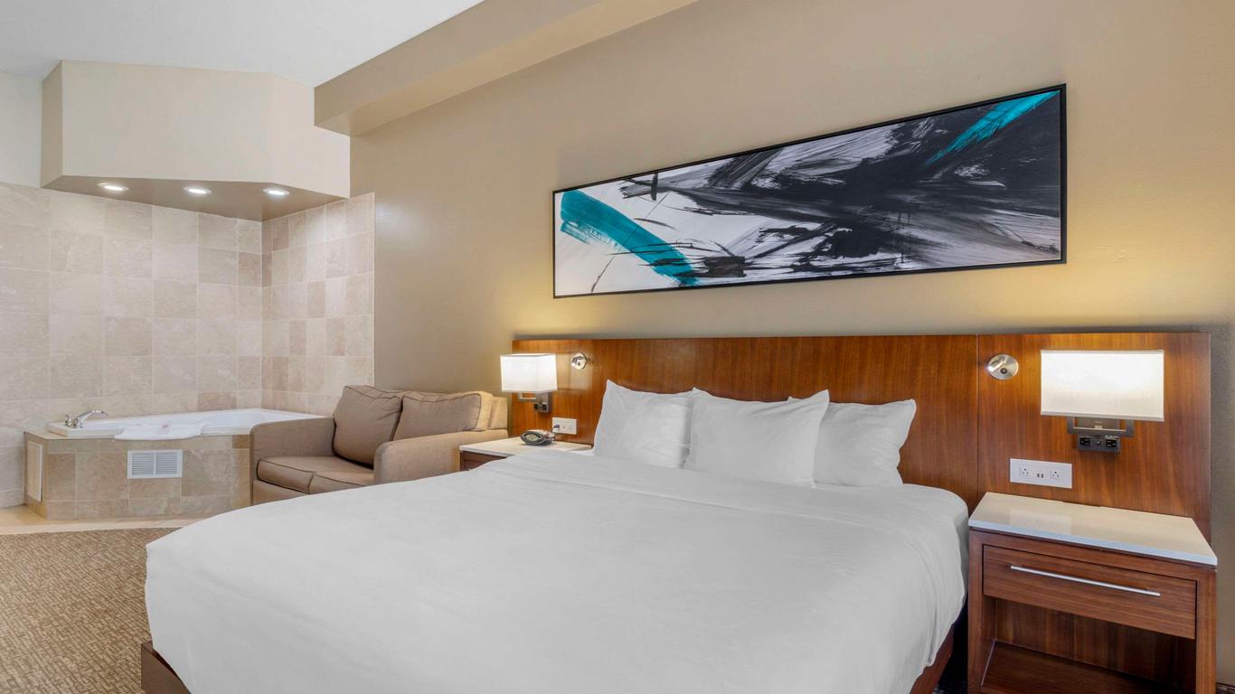 كومفرت سويتس نوكسفيل إيست