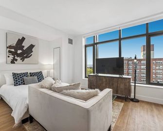 Elite Brooklyn Living with Premiere Amenities - Brooklyn