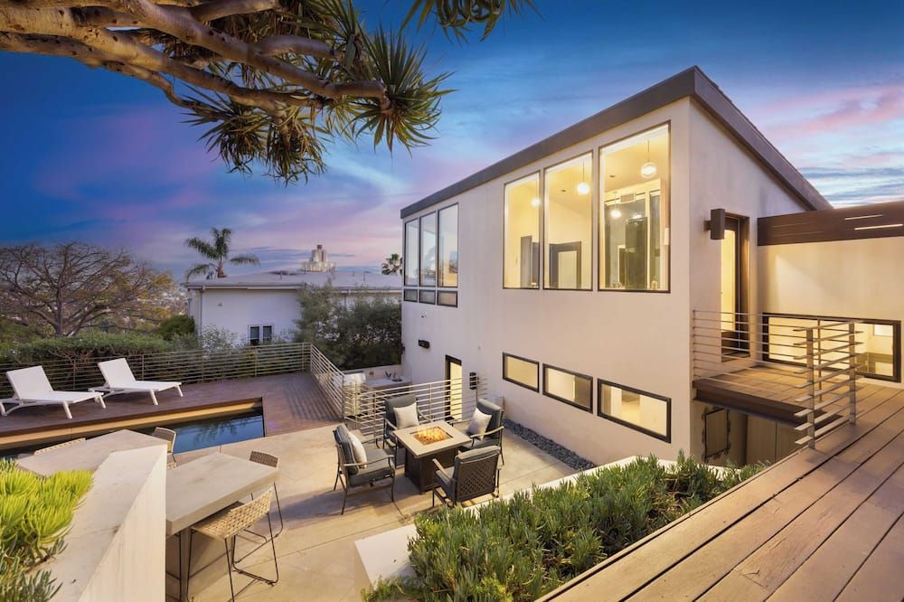 Kings Road West Hollywood Luxury Pool, Views, Firepit, Modern Design - Los Angeles