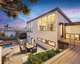 Kings Road West Hollywood Luxury Pool, Views, Firepit, Modern Design - Los Angeles