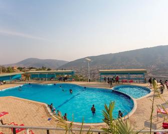 Dove Hotel Kigali - Kigali - Pool