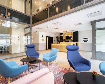 بي آند بي هوتول جينت سنتروم - غينت - ردهة