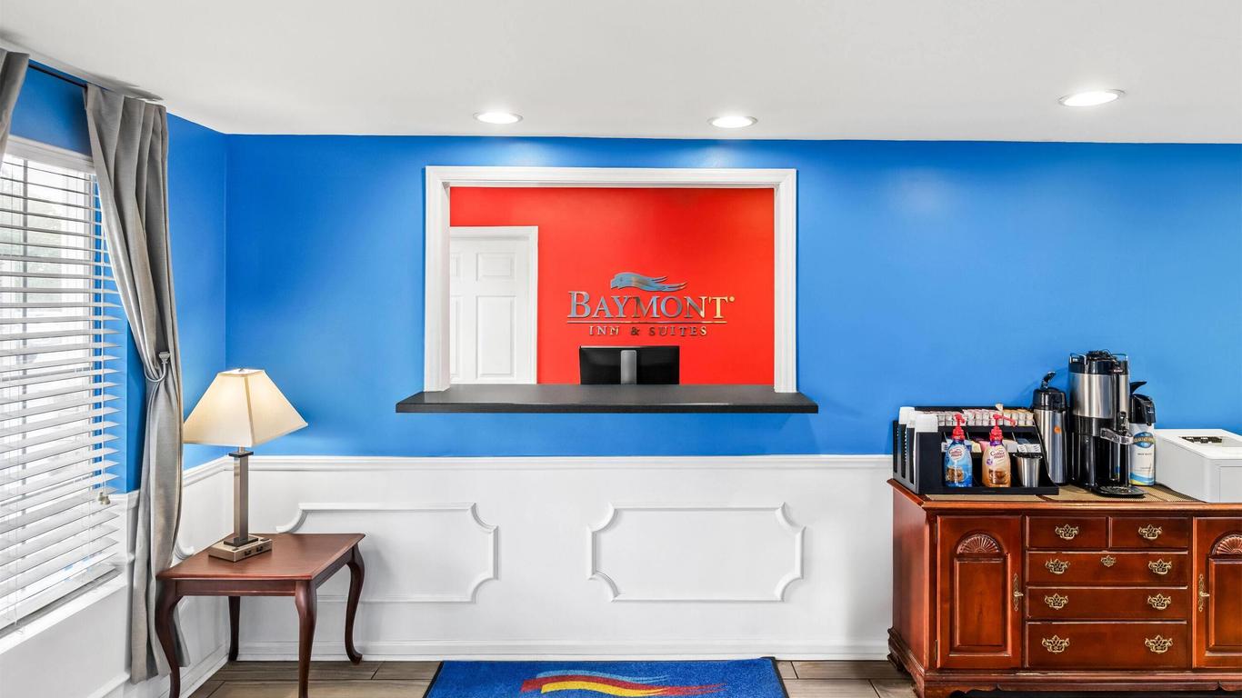 Baymont by Wyndham Forest City