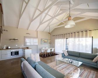 Bushriver Lodge - Mica - Sala de estar