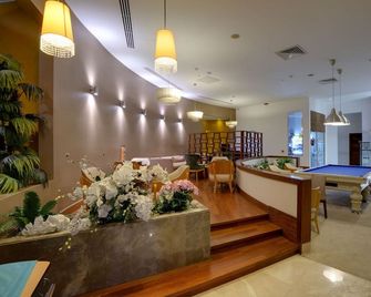 Baia Bursa Hotel - Bursa - Front desk