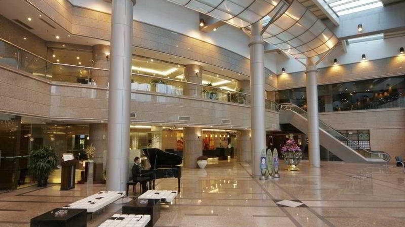 上海明城大酒店