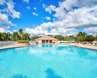 Sabal Key Townhome - Bradenton - Piscina