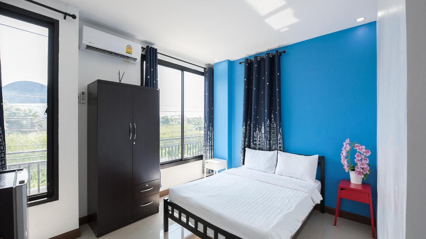 5 Chang Palace Hotel